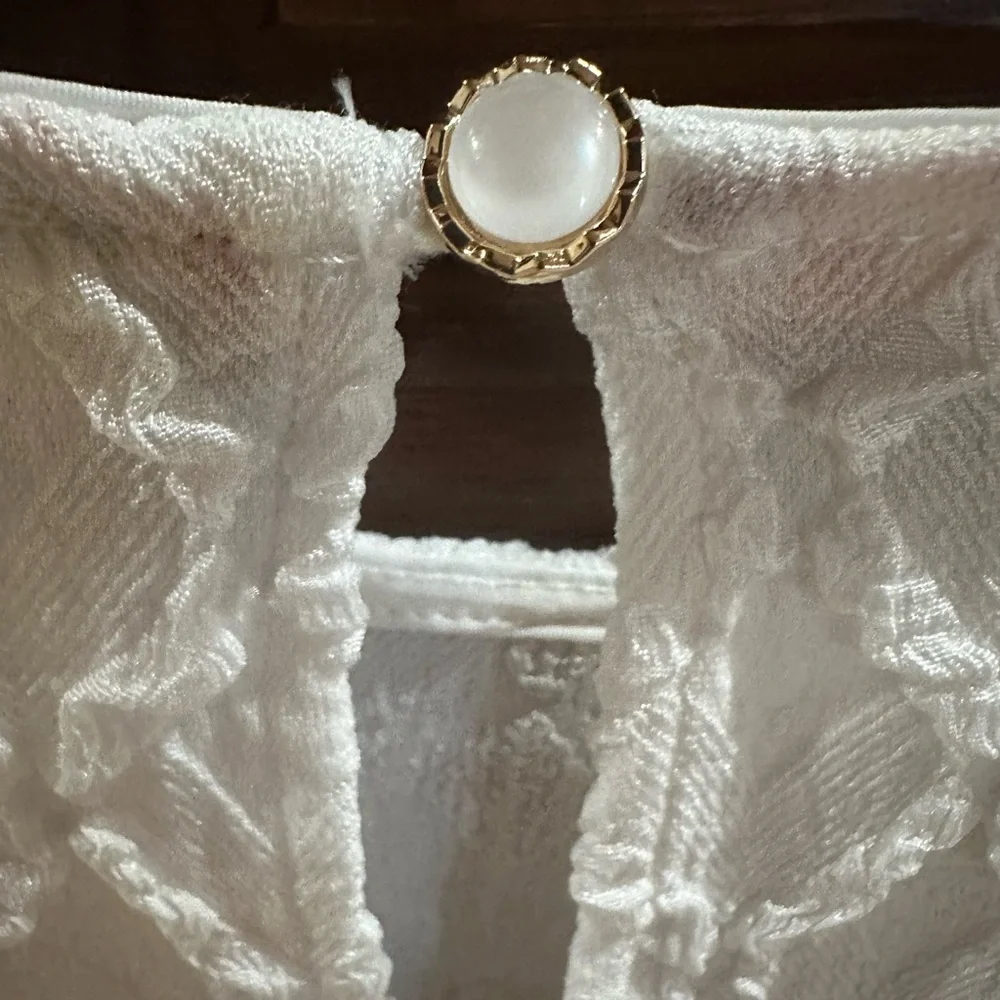 NWOT white top - Picture 6 of 10